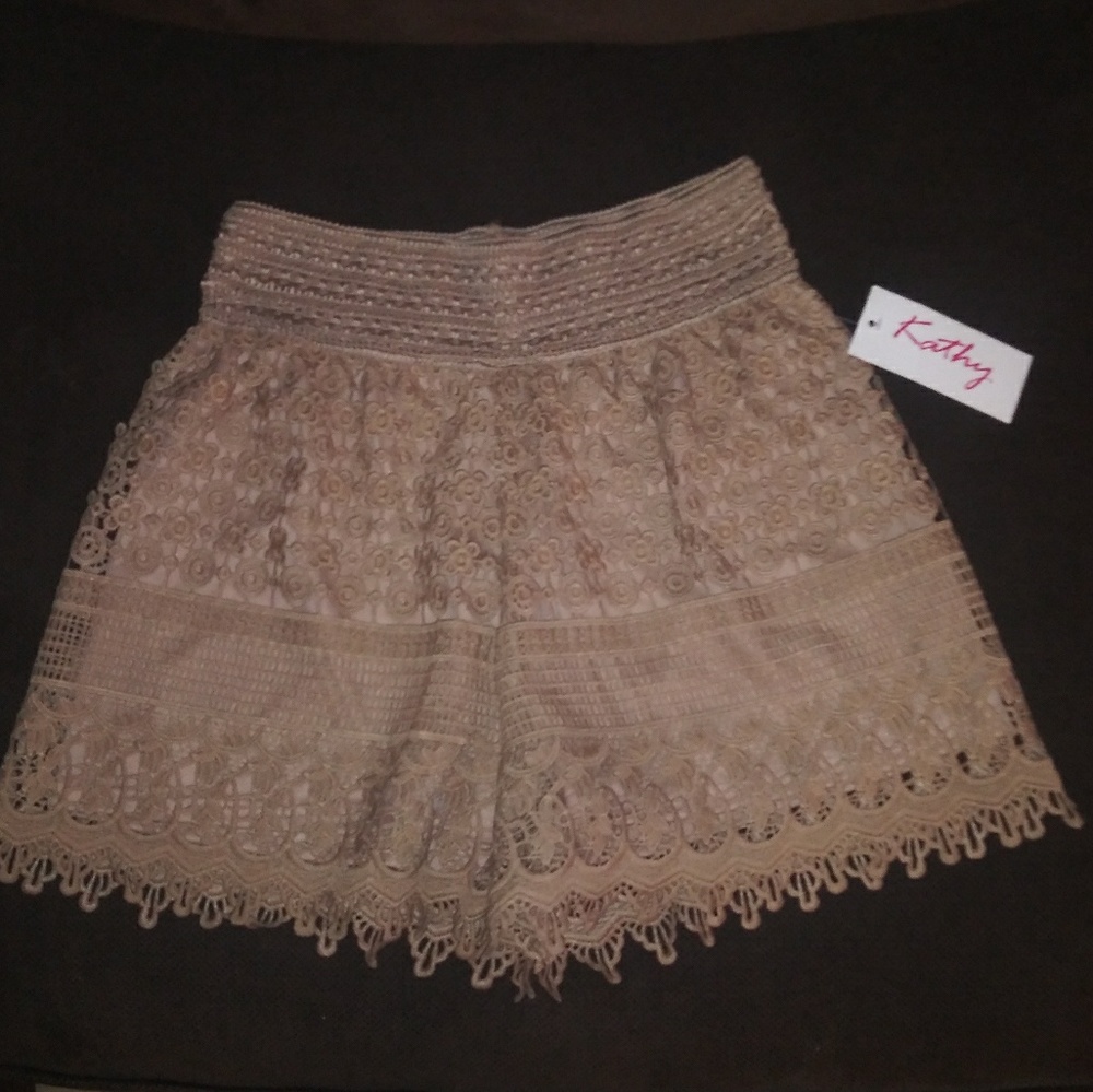 Lace shorts
